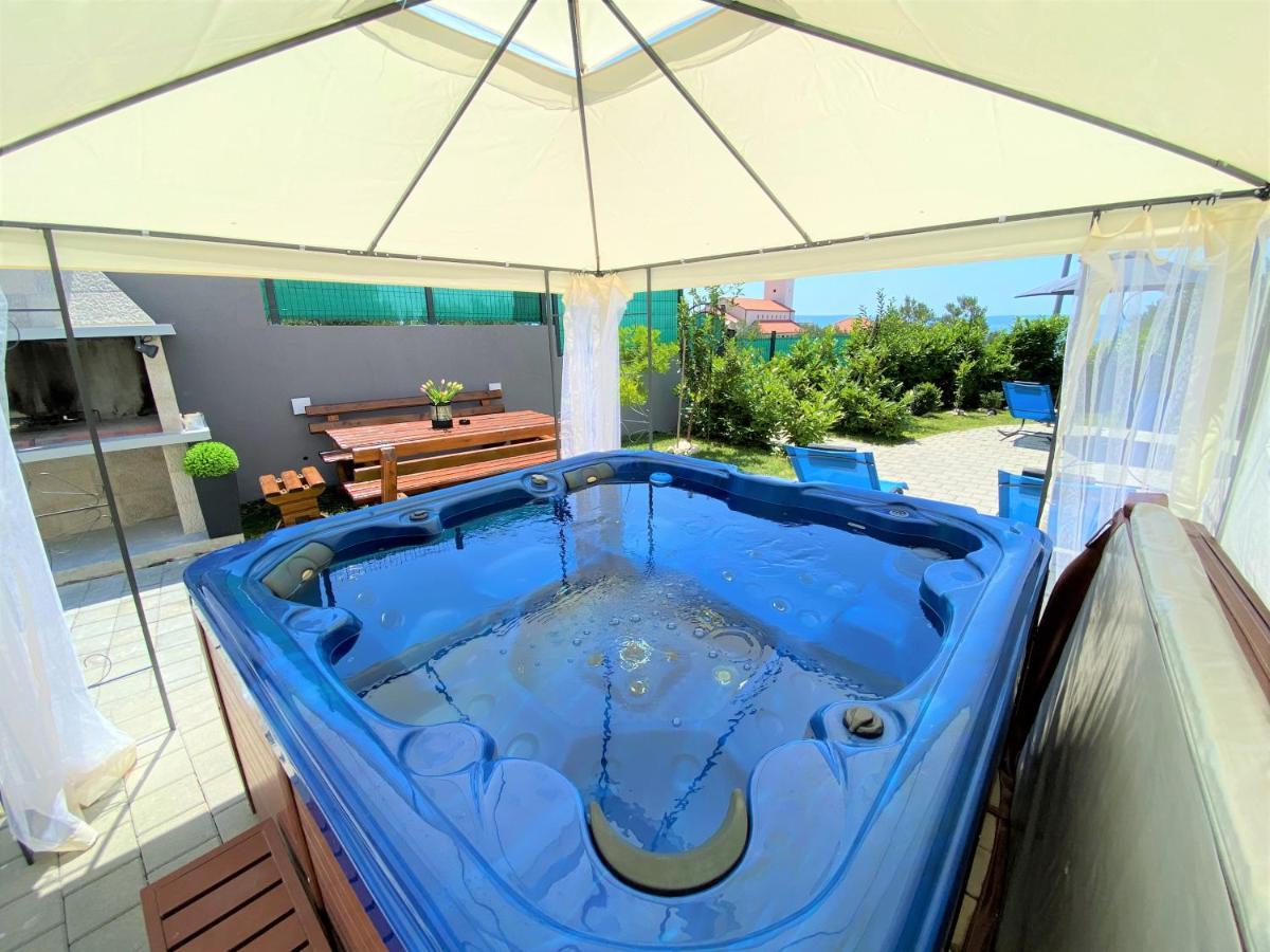 Lux Apartment Sea Shell With Jacuzzi Makarska Extérieur photo
