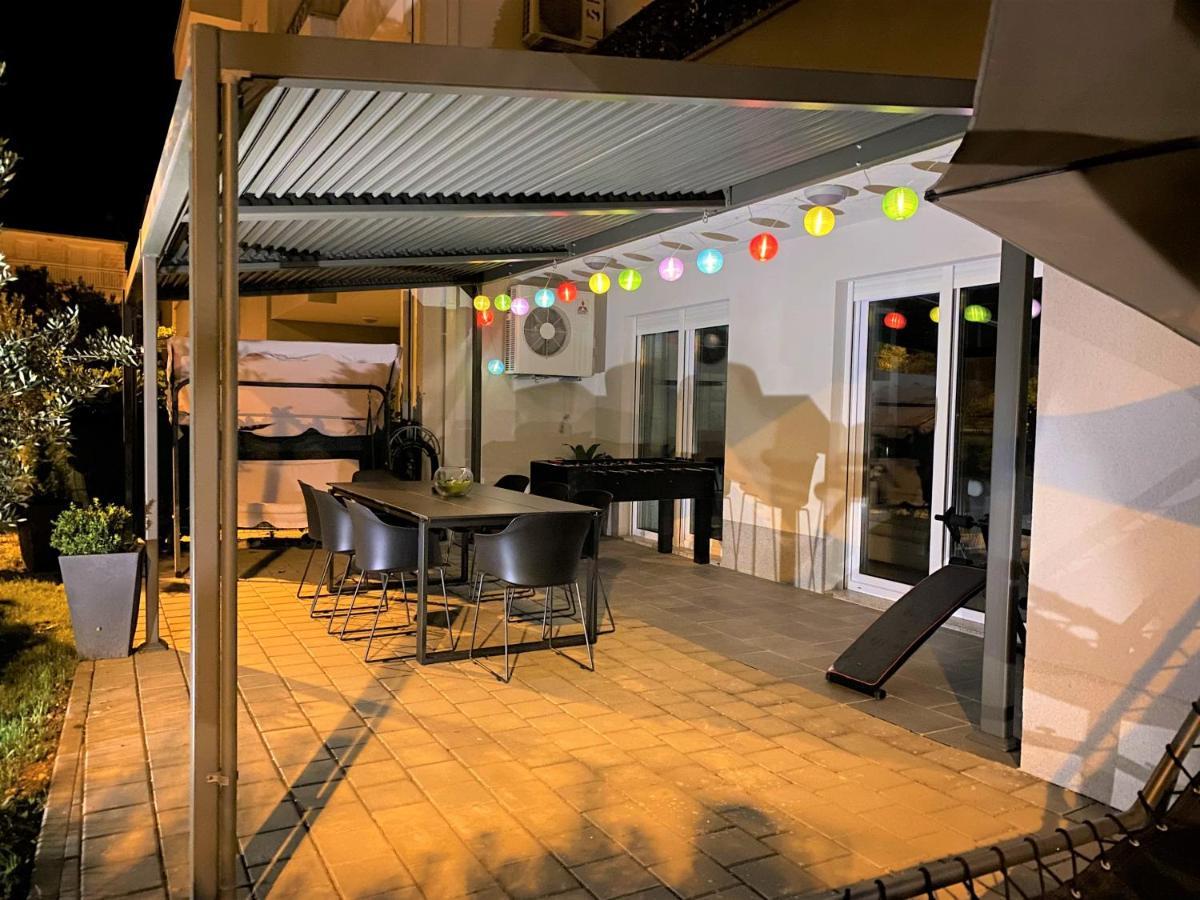 Lux Apartment Sea Shell With Jacuzzi Makarska Extérieur photo