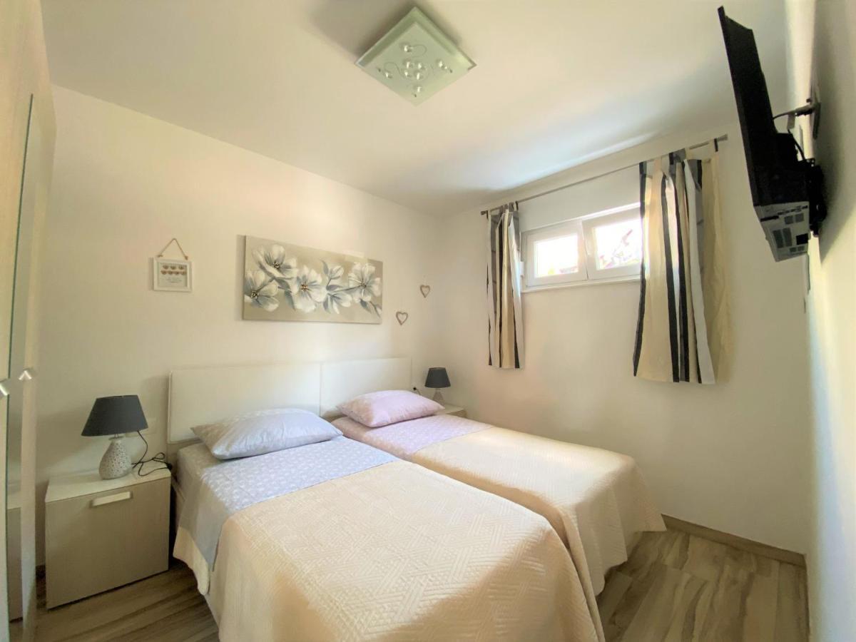 Lux Apartment Sea Shell With Jacuzzi Makarska Extérieur photo