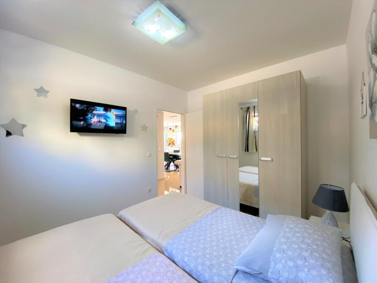 Lux Apartment Sea Shell With Jacuzzi Makarska Extérieur photo