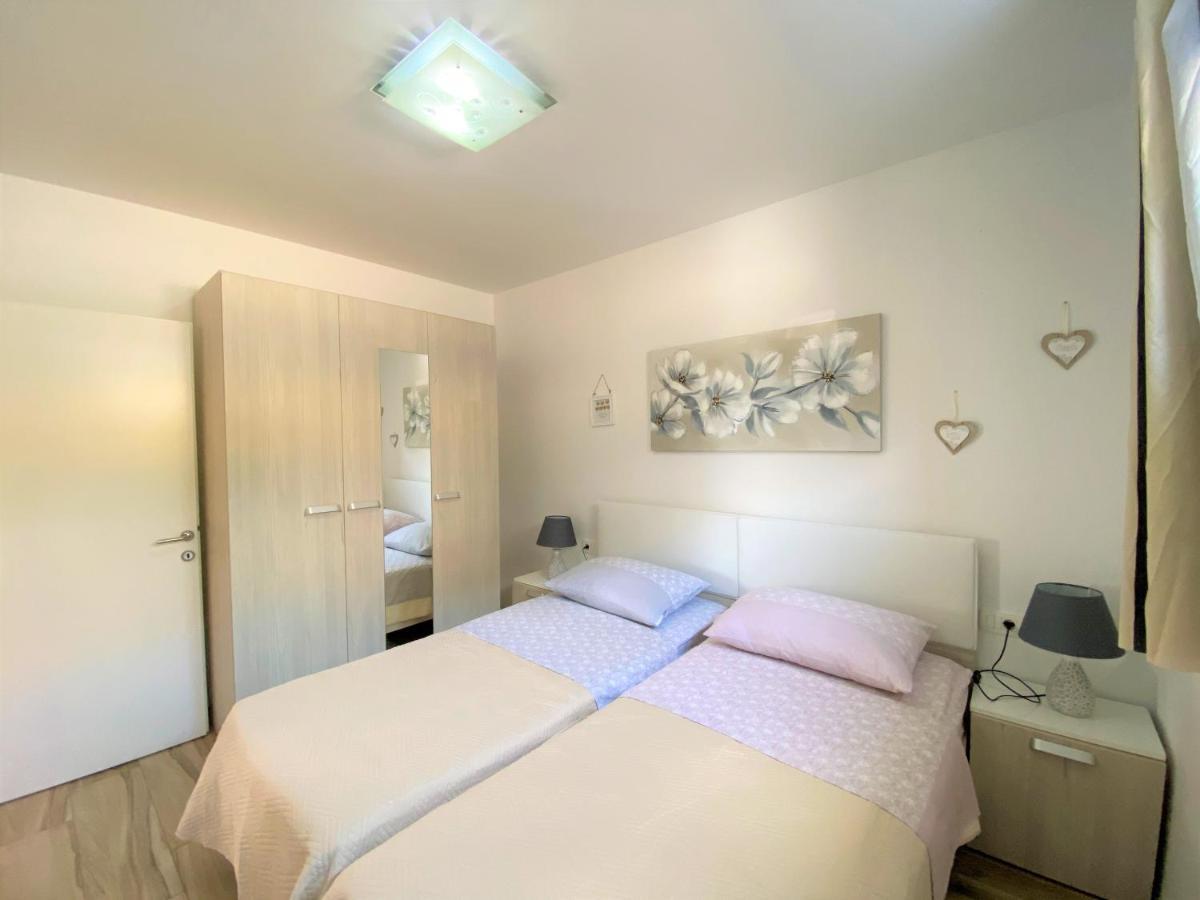 Lux Apartment Sea Shell With Jacuzzi Makarska Extérieur photo